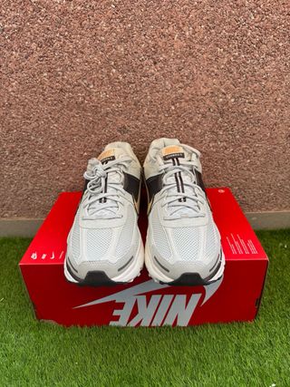 Nike Vomero 5 JD “Light Bone”