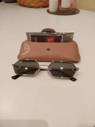 Gafas de sol Ray-Ban Hexagonales Doradas