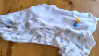 Lote 15 pijamas + 2 gorros 0/1 mes