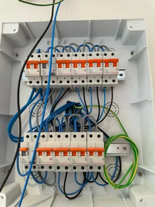 Urgencias electricas 24h