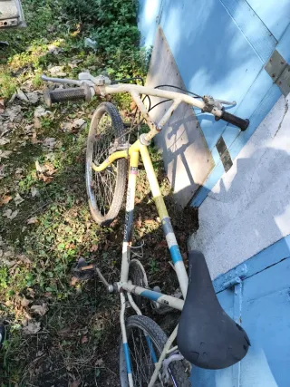 Bicicleta Montaña Amarilla