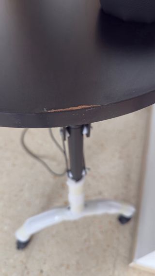 Mesa manicura con aspiradora