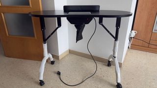 Mesa manicura con aspiradora