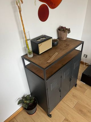Mueble estilo bar metal y madera