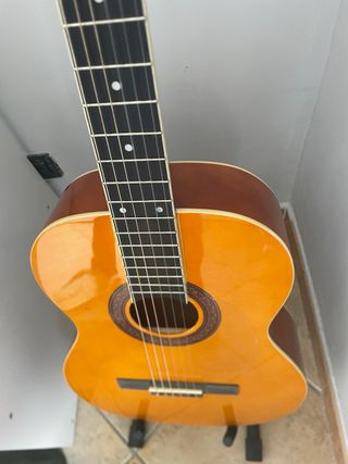 Chitarra classica color miele