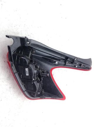 22100450 piloto trasero izquierdo nissan juke f15