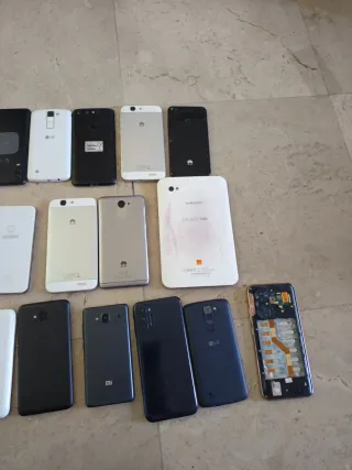 Lote de móviles variados 21 teléfonos