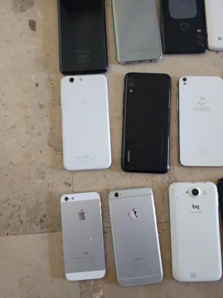 Lote de móviles variados 21 teléfonos
