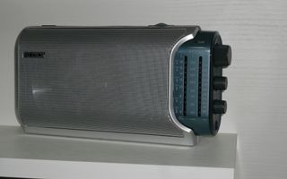 Radio Sony ICF-704S Plata