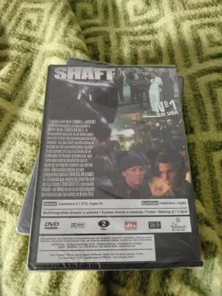 4 DVDs de Películas de Acción y Drama