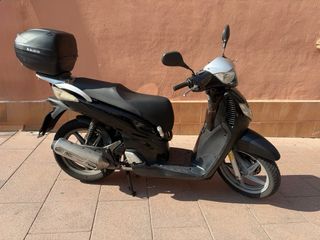 Honda SH 125i Scooter Automática Negra