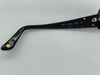 Gafas de sol Chanel negras y grises