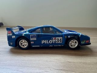 Ferrari F40 Scalextric Pilot