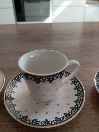 Set 4 tazzine da caffè in porcellana