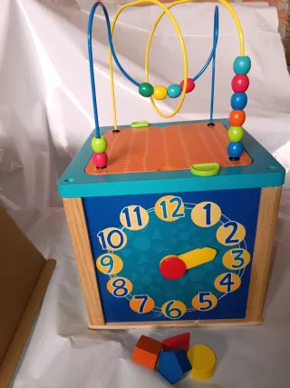 Cubo de Actividades de Madera Discovery