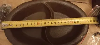 Abbeveratoio/Vaschetta per uccellini in ghisa.