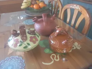 Botijos de barro antiguos