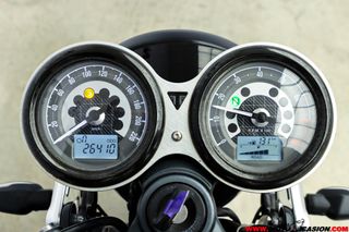 TRIUMPH SPEED TWIN 1200