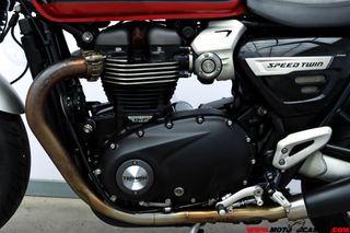 TRIUMPH SPEED TWIN 1200