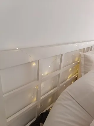 Testata in legno massello bianco