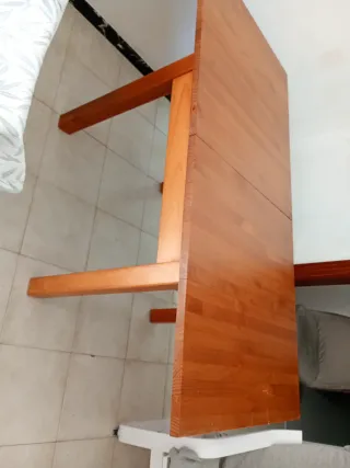 Mesa Extensible de comedor de madera macisa