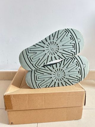 Botas UGG plataforma verde menta