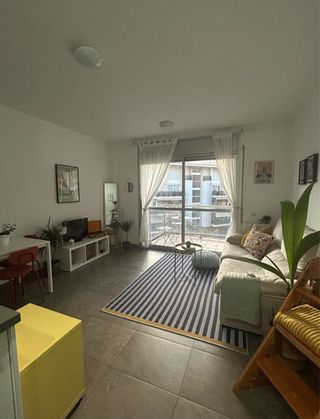 Alfombra rayas azul, morado y amarillo Ikea