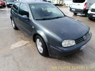 Volkswagen Golf 2000