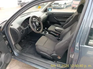 Volkswagen Golf 2000