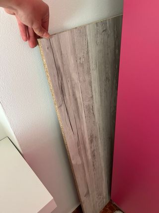 Armario juvenil y mesita de noche rosa