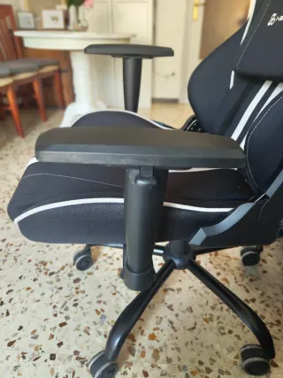 Silla Gaming Newskill Kitsune V2 Negra