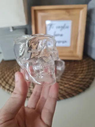 Bicchieri cocktail teschio in vetro