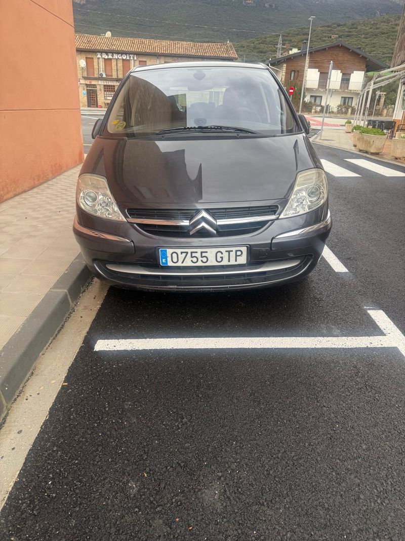 Citroen C8 2009 - foto 1