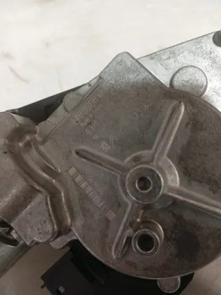 Motor Limpia Parabrisas Peugeot 308 / año 2018