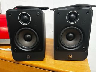 Altavoces Q Acoustics 2010 Negros