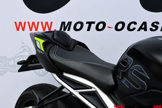 TRIUMPH STREET TRIPLE 765 RS