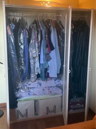 Cameretta: armadio, comò, 2 comodini, specchio