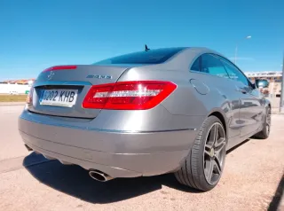 Mercedes-Benz Classe E (214) 2009