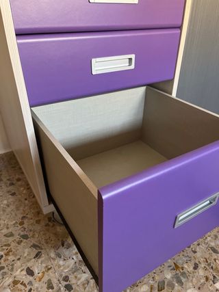 Mueble cajonera y armario con ruedas