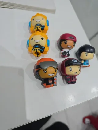 6 Sorprese Kinder Joy Street Style Funko Pop