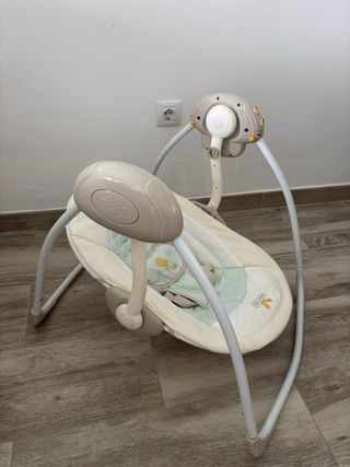 Hamaca bebé eléctrica con balanceo y música