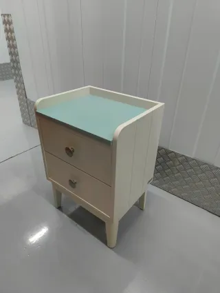 Cabecero, Mesitas de Noche, Comoda y espejo