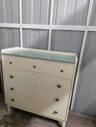 Cabecero, Mesitas de Noche, Comoda y espejo