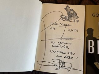 Trilogía Reina Roja tapa duraFIRMADA POR EL AUTOR.