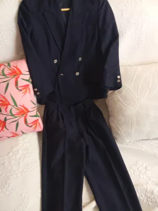 Traje niño Mayoral 10 años. Fiesta. comunión etc