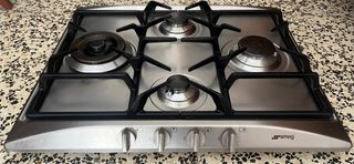 Encimera de gas Smeg 4 fuegos