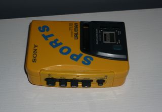 Sony Walkman WM-B52 Amarillo