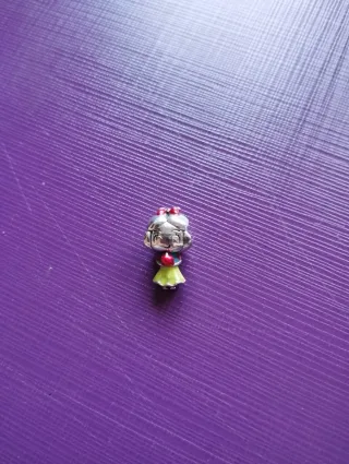 Platissimo Charm Muñeca con Manzana