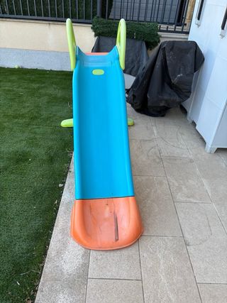Tobogán infantil para jardín