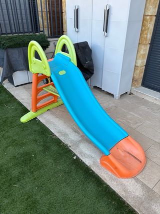 Tobogán infantil para jardín